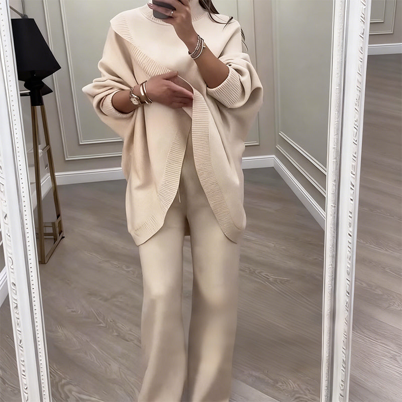 🔥 59% RABAT! NYT! Damesæt med 2 dele – Asymmetrisk sweater + bukser med vide ben. Afslappet pasform og blødt stof. Ultra behagelig 👚✨
